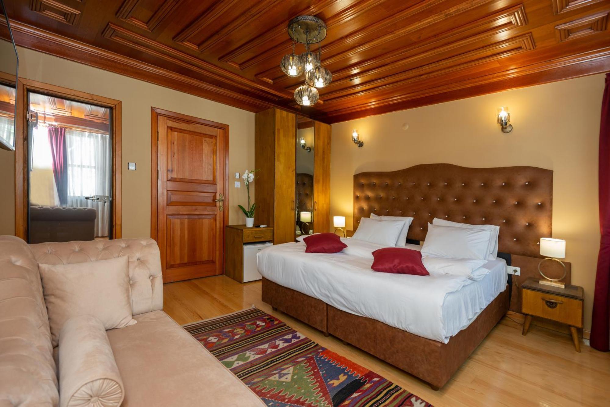 Wonder Wood Hotel Istanbul Exteriör bild