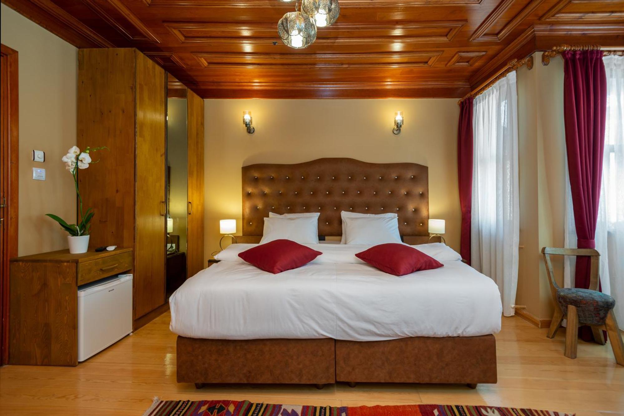 Wonder Wood Hotel Istanbul Exteriör bild